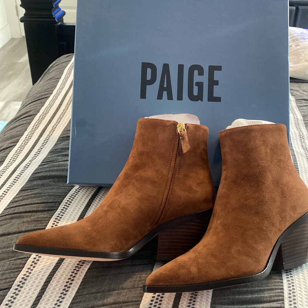 Brand new authentic leather boots